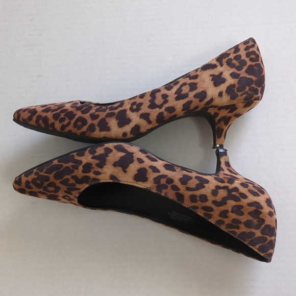 Cato Animal Print Pointed Toe Kitten Heels Black Brown Leopard 9M EUC - Picture 5 of 11